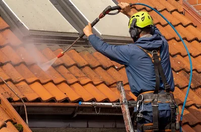 Démoussage et hydrofuge de toiture à Tincry